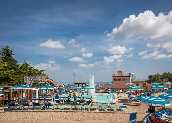 Eldorado فندق Apiro